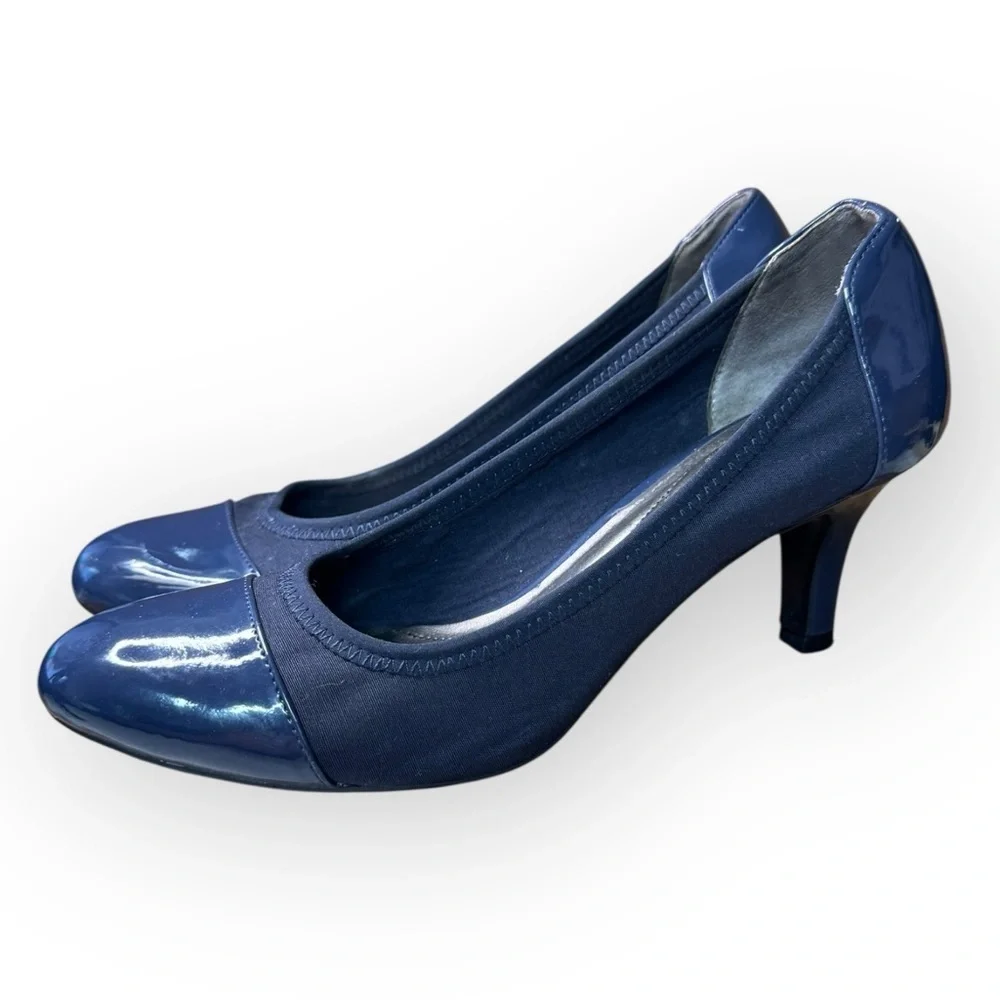 Life Stride Women’s Navy Blue Heels Size 10‎